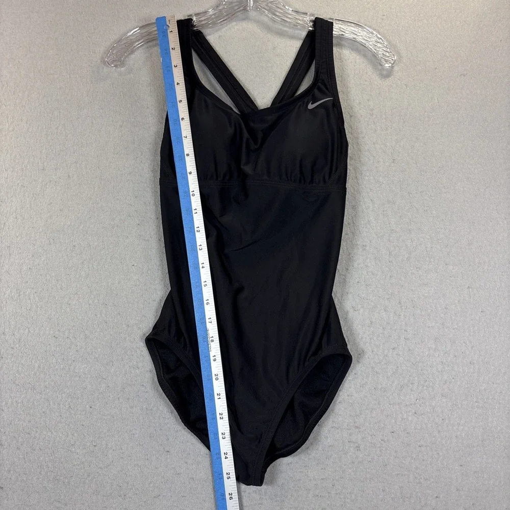 Nike Swim Poly Core Solid Fastback One Piece Swimsuit powerback sz‎ S racerback